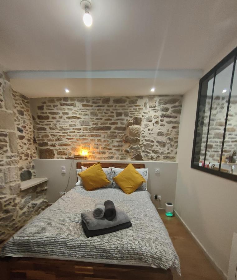 Appart Halo Et Duplex Les Filles Dinan Exterior foto